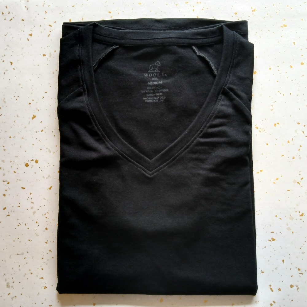 NEW Woolx Mia V-Neck Merino Wool Regular Fit - Black Medium